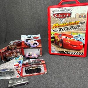 Disney Pixar Cars Burning Up The Track 50 Car Carrying Case Red W/ 5 NIB Cars